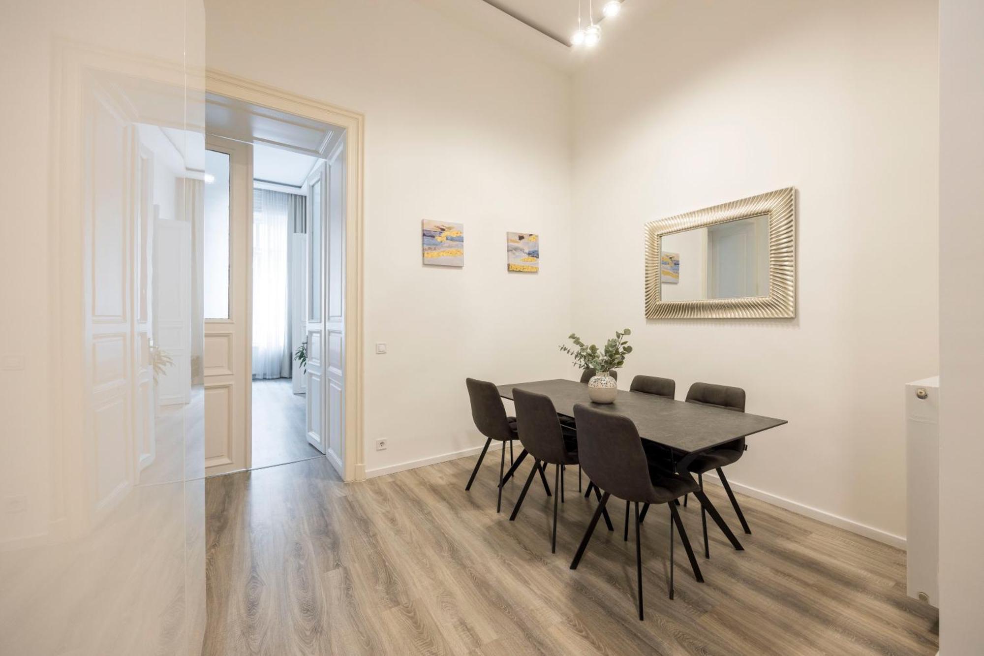 Majestic Dream In The Heart Of Apartament Budapesta